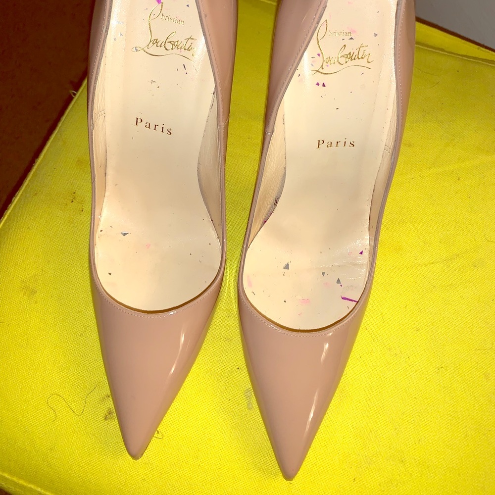 Christian Louboutin so Kate’s stilettos size 40